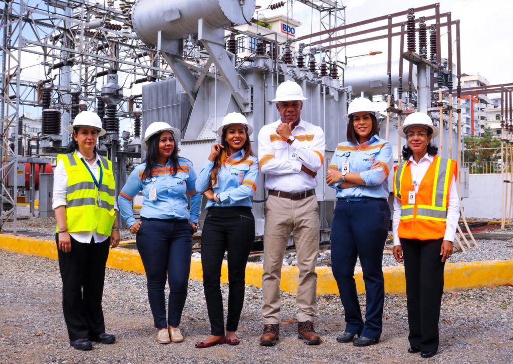 Esta imagen tiene un atributo ALT vacío; su nombre de archivo es Foto-Dia-Internacional-de-la-Mujer-1024x726.jpg