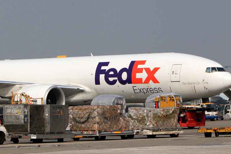 La imagen tiene un atributo ALT vacío; su nombre de archivo es fedex.jpg