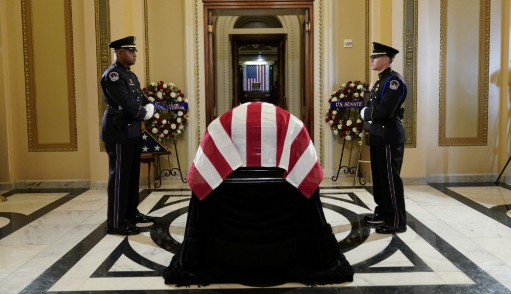 La imagen tiene un atributo ALT vacío; su nombre de archivo es elijah-cummings-homenaje-1024x590.jpg