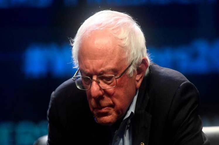 La imagen tiene un atributo ALT vacío; su nombre de archivo es z-bernie-sanders.jpg