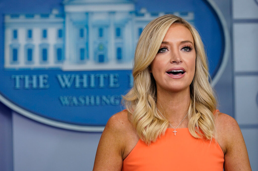 La imagen tiene un atributo ALT vacío; su nombre de archivo es Kayleigh-McEnany-1024x682.jpeg