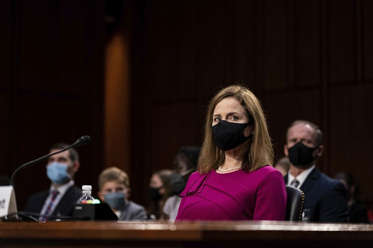 La imagen tiene un atributo ALT vacío; su nombre de archivo es Amy-Coney-Barrett1.jpg