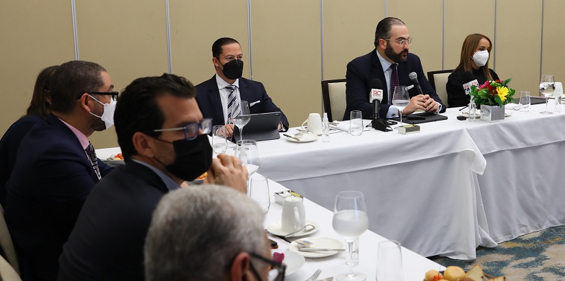 La imagen tiene un atributo ALT vacío; su nombre de archivo es ADOPRON1.jpg