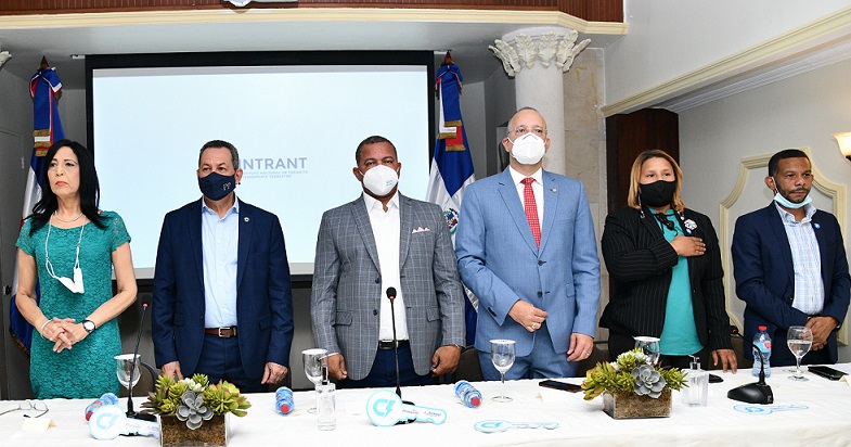 La imagen tiene un atributo ALT vacío; su nombre de archivo es Mesa-principal-piloto-motocicletas-electricas1.jpg