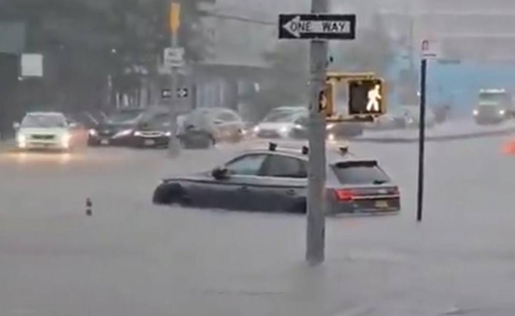 Tormenta azotó NY rompió récord 1917_ dos personas fallecidas_ paralizó transporte y cancelaciones de vuelos