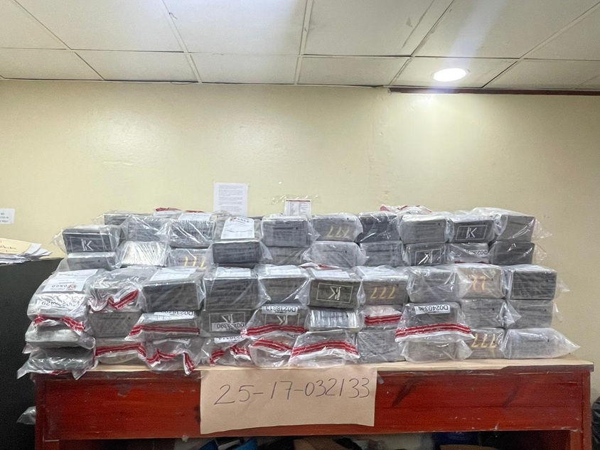 cocaína confiscada en Baní